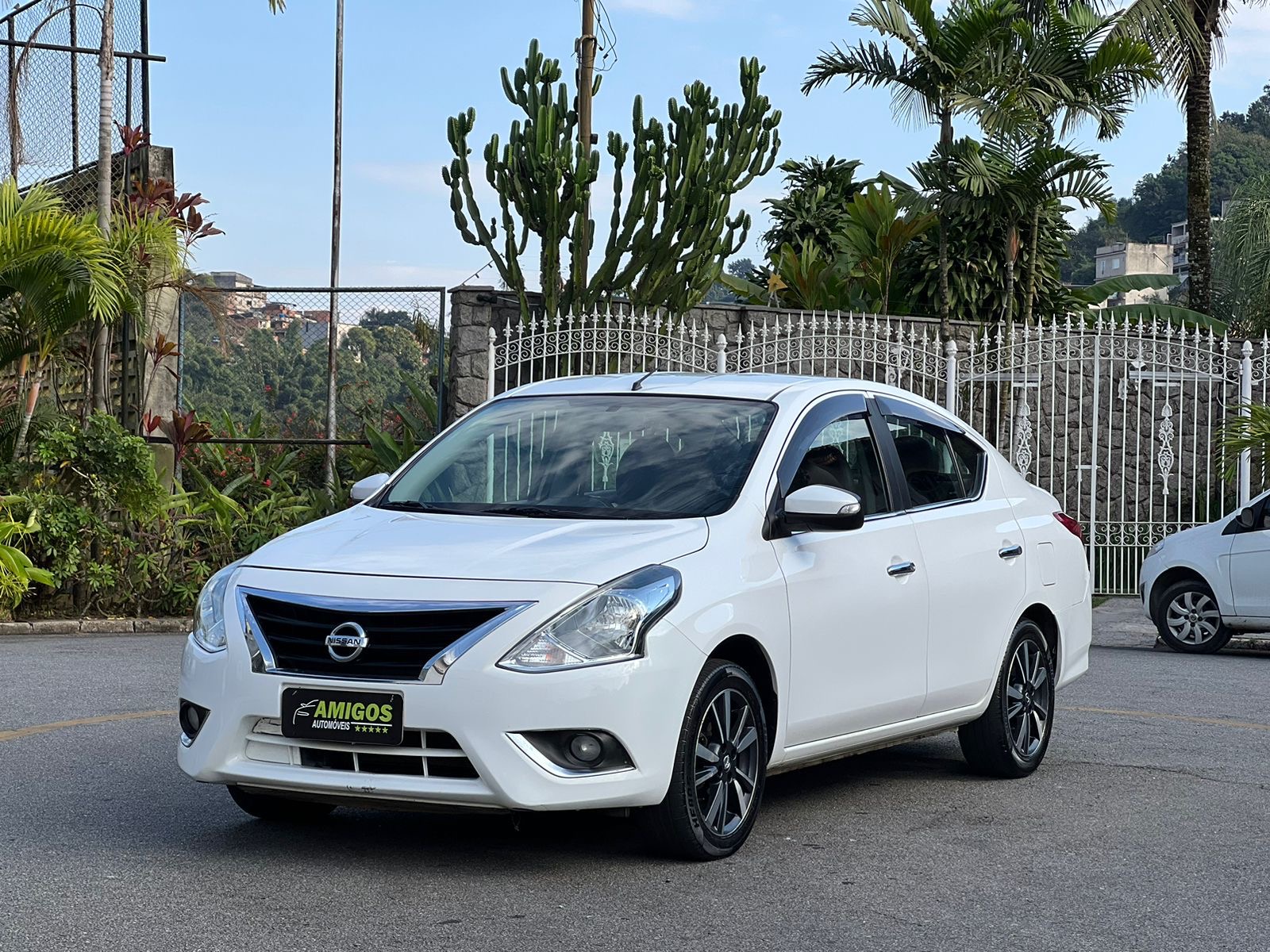 NISSAN VERSA 16SL CVT